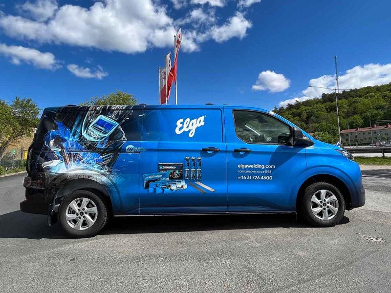 Helfoliering av servicebil för ITW Welding. Printad gjuten folie wrappad över hela bilen.