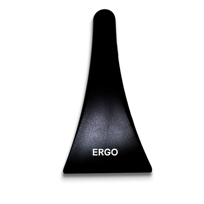 Kraftfull, ergonomiskt utformad isskrapa med vinklat handtag som ger suveränt grepp och större räckvidd.