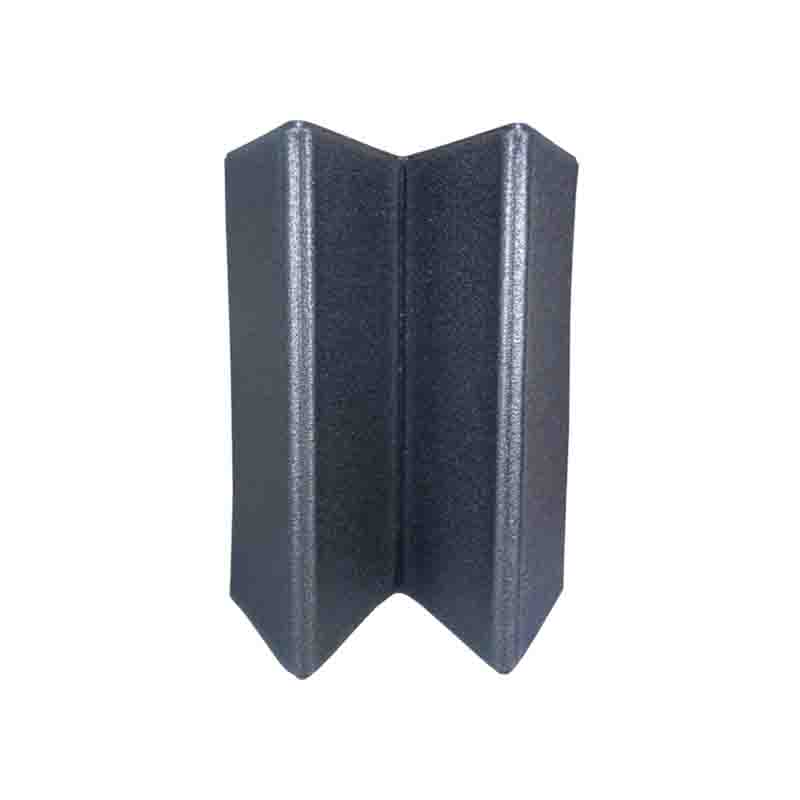 Praktiskt och vattentätt sittunderlag som man enkelt kan vika ihop och få med i ryggsäcken eller den stora innefickan.. Finns ljusblå och svart.