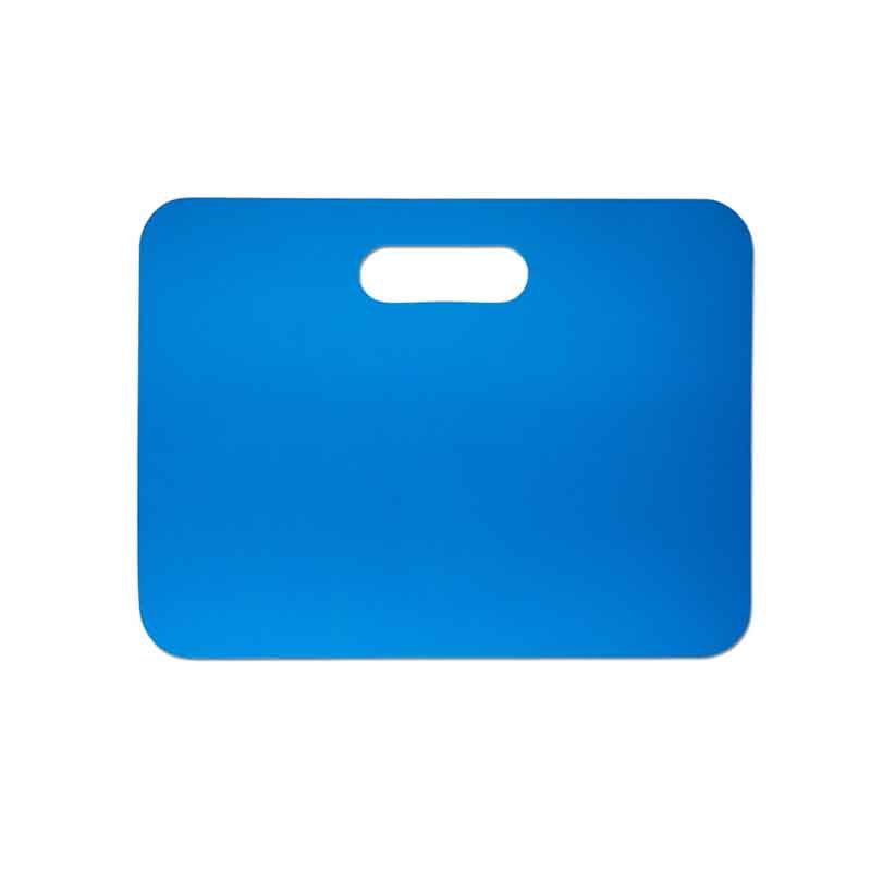 Ultralätt, isolerande och vattentätt sittunderlag med praktiskt handtag. Hög kvalité och mycket slitstarkt både avseende material och tryck. Finns blå, orange och svart.